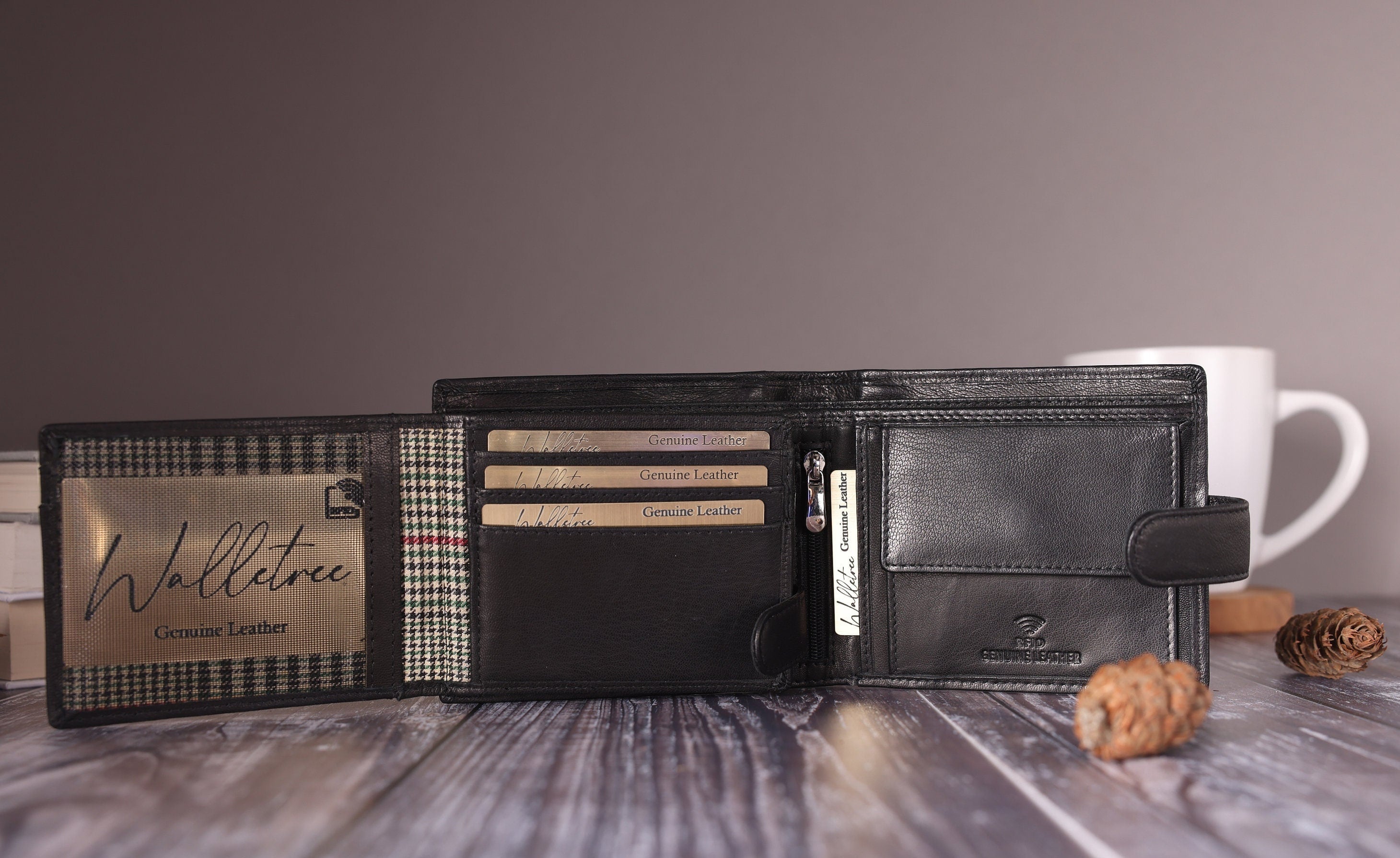 Personalised Men's Bifold Wallet, Black Leather Wallet, Personalized Engraved Father's Day Gift for Dad, Husband, Boyfriend, Anniversary