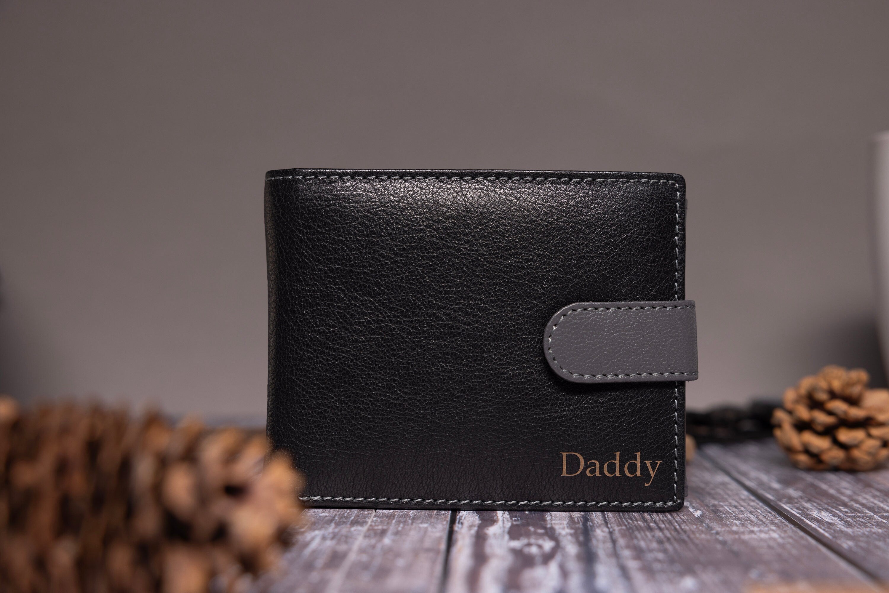 Father's Day Gift, Personalised Men's Wallet, Genuine Soft Black Leather Wallet, Personalized Engraved Gift for Dad, Him, Boyfriend, Husband