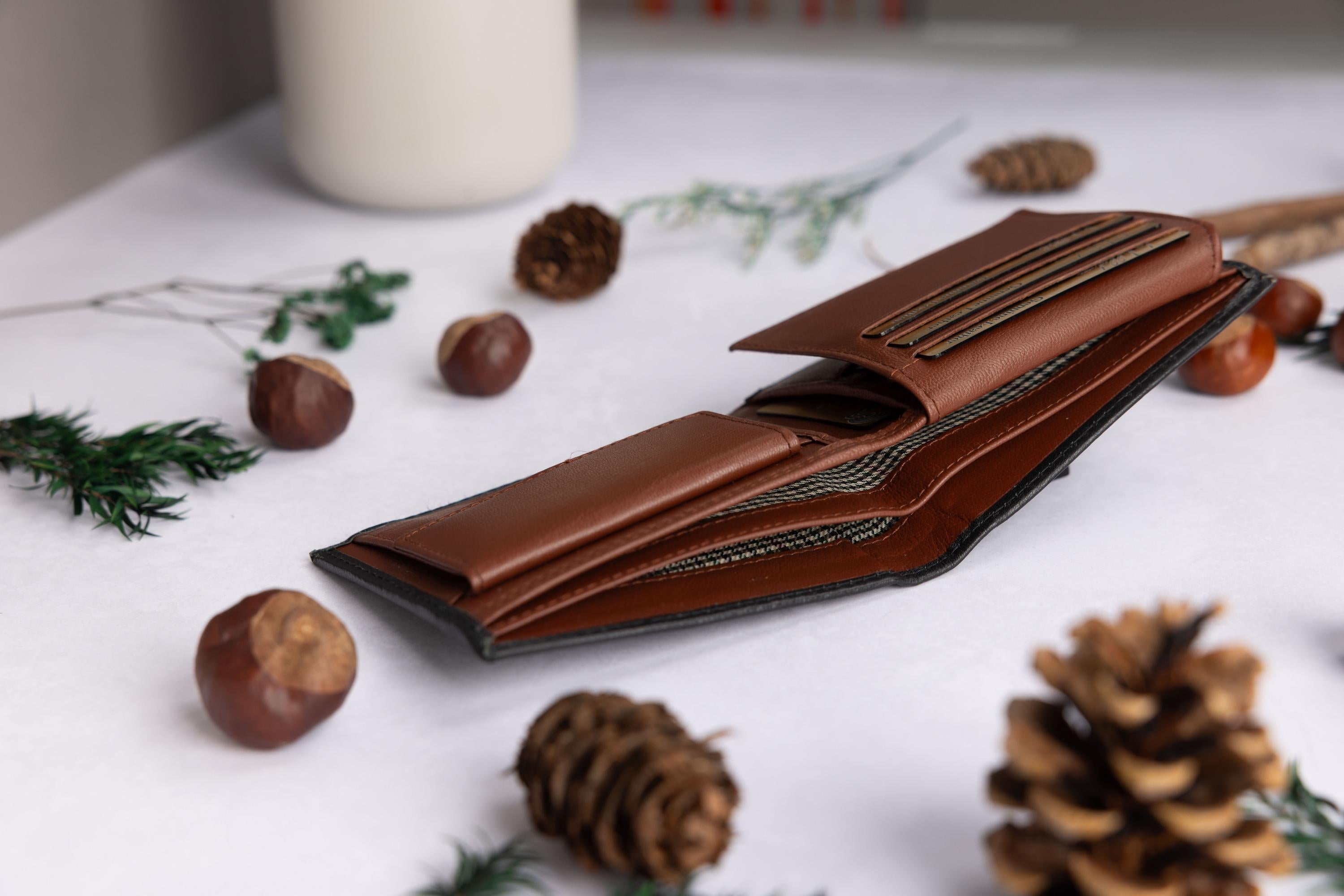 Personalised Men's Wallet, Genuine Soft Black & Brown Leather Wallet, Personalized Custom Engraved Father's Day Gift for Him, Dad, Husband