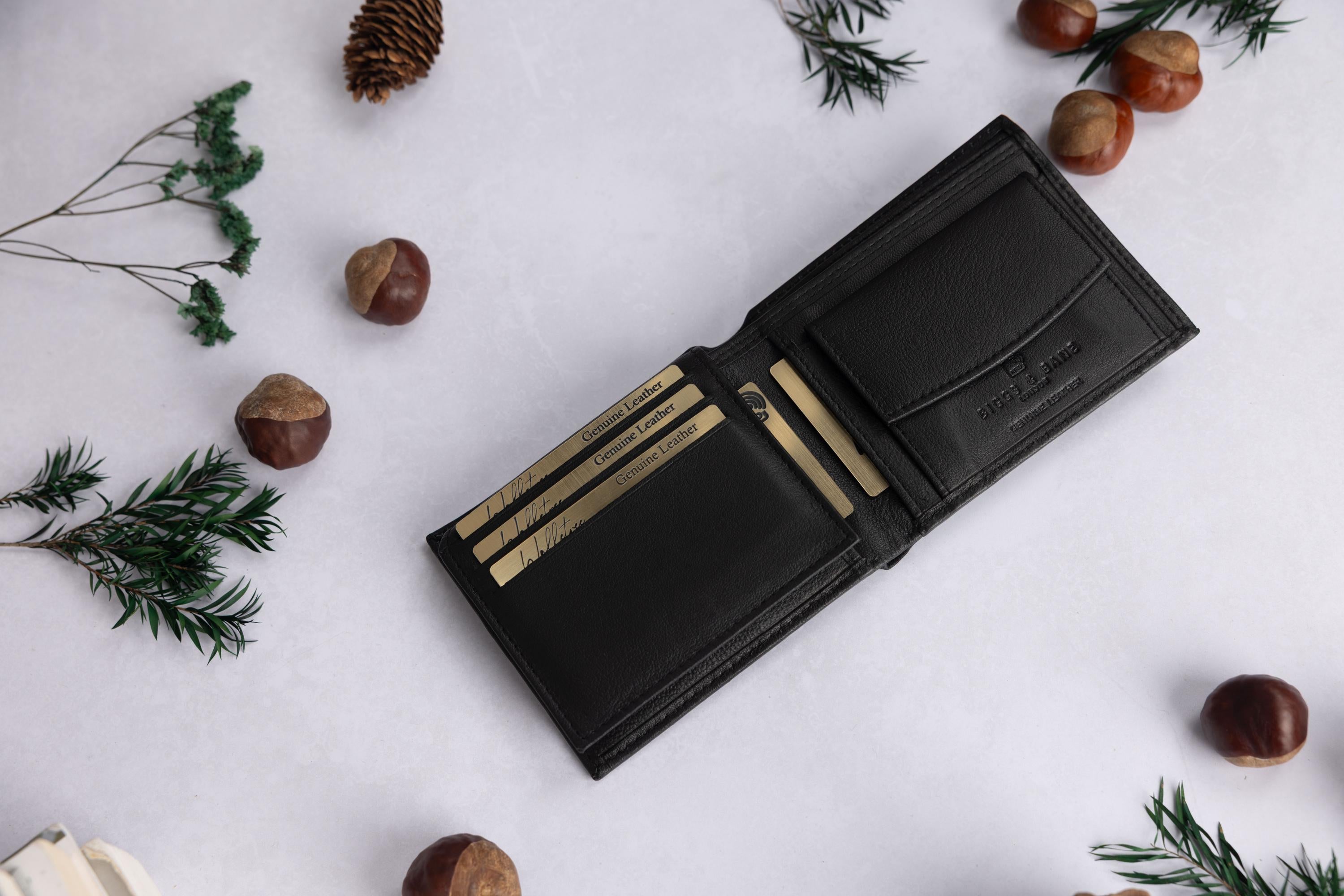 Personalised Men's Wallet, Genuine Soft Black Leather Wallet, Personalized engraved Father's Day Gift for him, Boyfriend, Dad, Birthday Gift