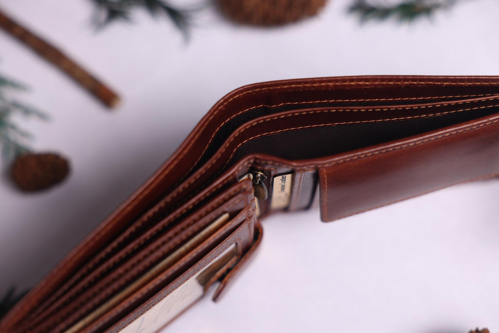 Personalised Men's Bifold Wallet, Brown Real Leather Wallet Personalized Engraved Father's Day Gift for Boyfriend, Anniversary Gift for Dad