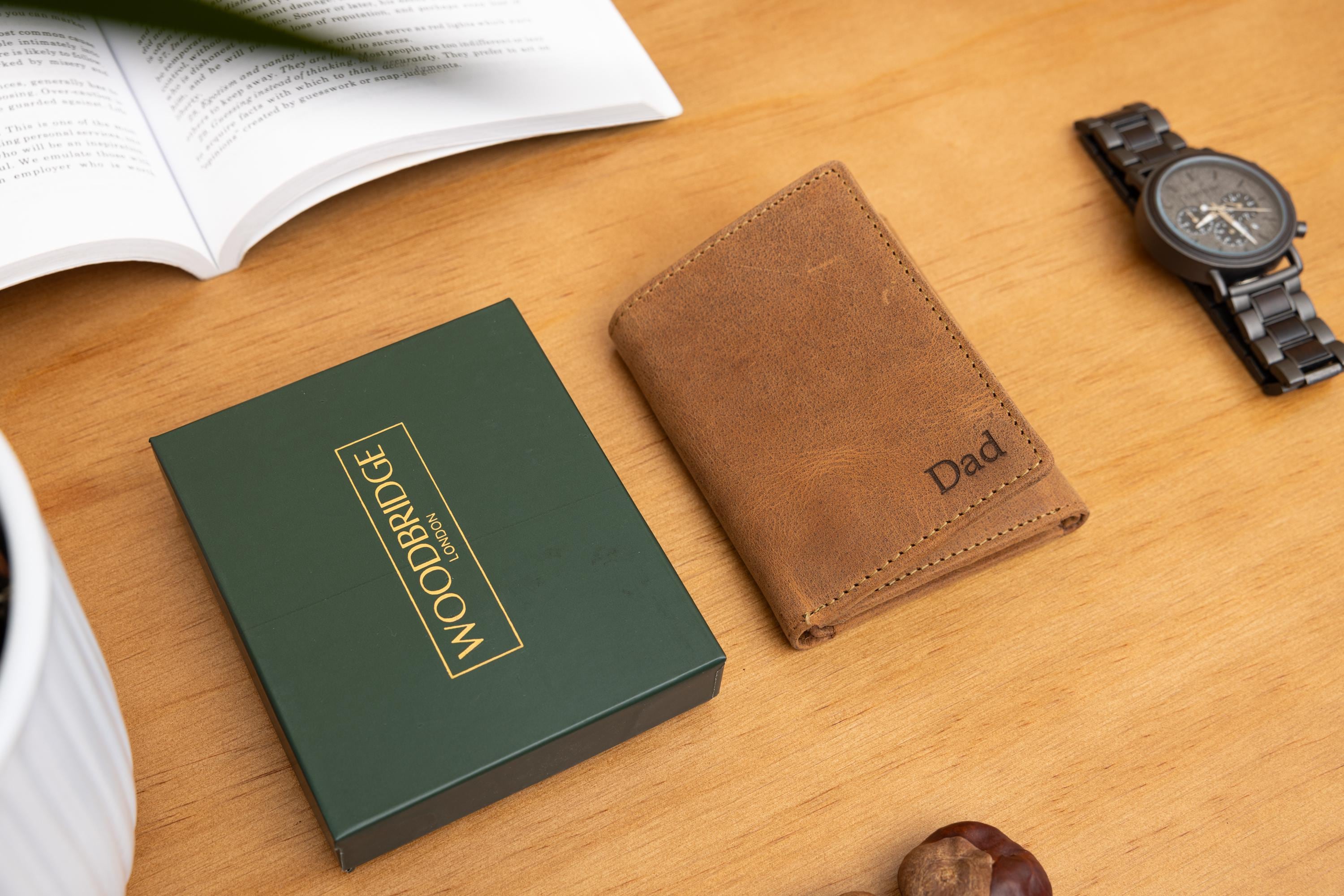 Personalised Custom Engraved Men's Trifold Wallet, Genuine Rustic Brown Leather Wallet, Personalized Father's Day Gift for Dad, Husband, Him