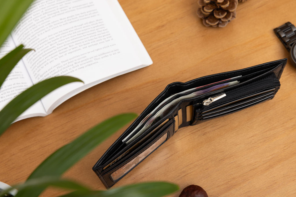 Personalised Wallet, Men's Black Wallet, Engraved Leather Wallet, Custom Wallet, Father's Day Gift for Him, Men, Dad, Husband, Boyfriend